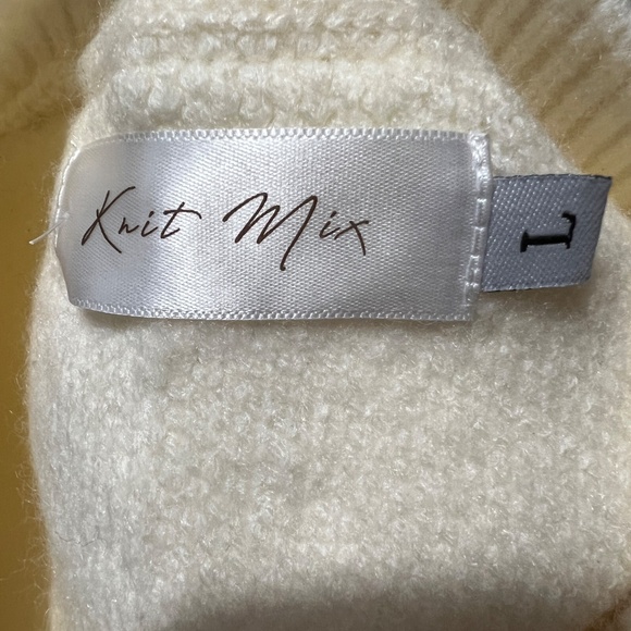 Knit Mix Sweater Cardigan Fancy Buttons Size L Cream Gold Trim Party Holidays - Picture 4 of 5